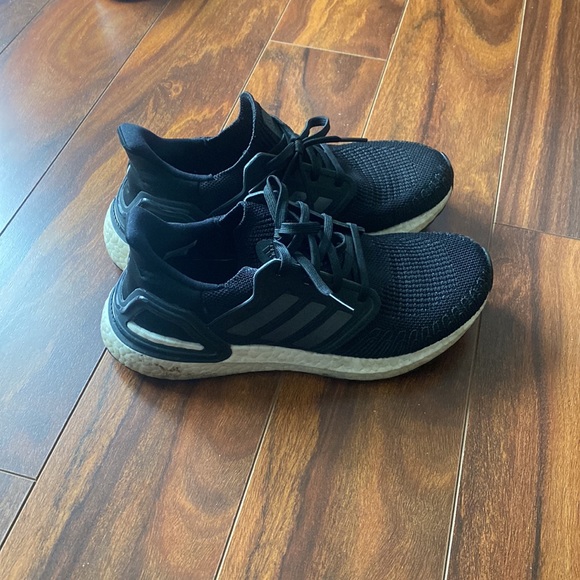 running shoe - Picture 4 of 4